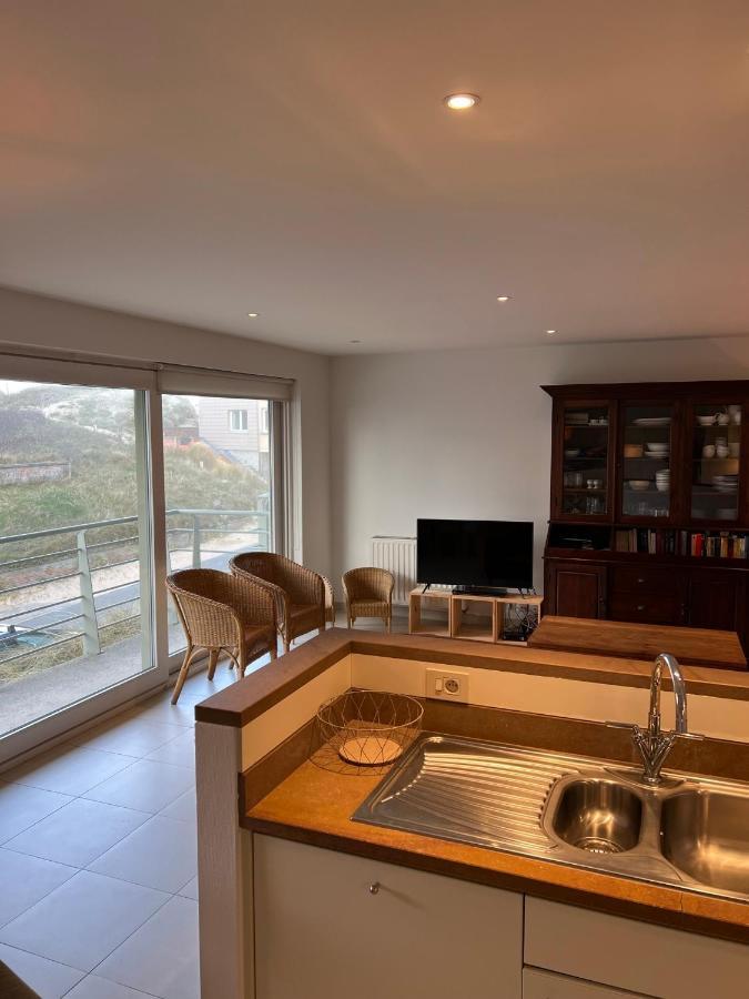 Two Bedroom Apartment - 50 Meters From Beach And Kyc Koksijde Kültér fotó
